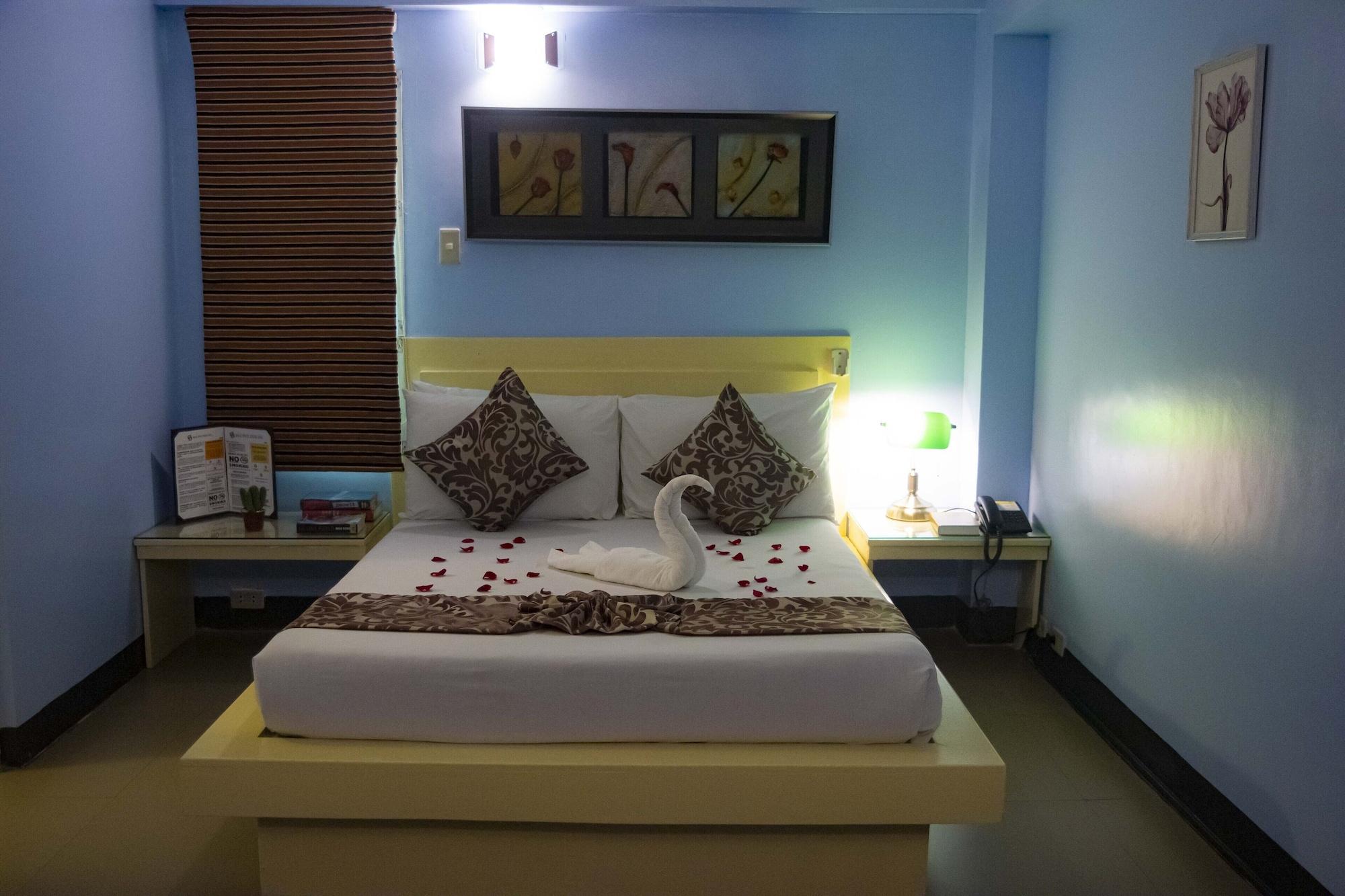 Franchise One Hotel Makati City Exterior foto